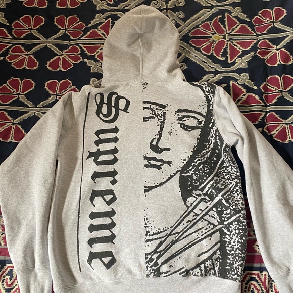 Supreme hoodie - Picture 1 of 2